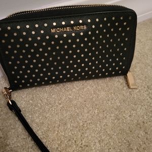Michael Kors Wristlet/Wallet